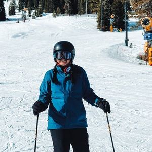 Meet your Posher, Ellie